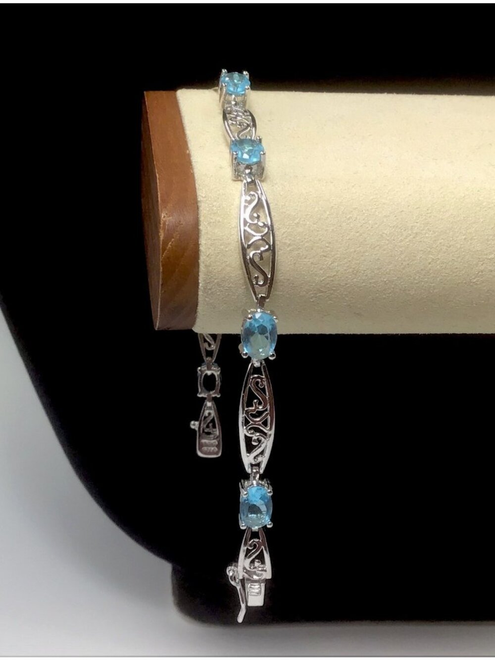 Sterling Silver Art Deco Bracelet Blue Stones 10.3 Grams 5mm 7.5 Inches